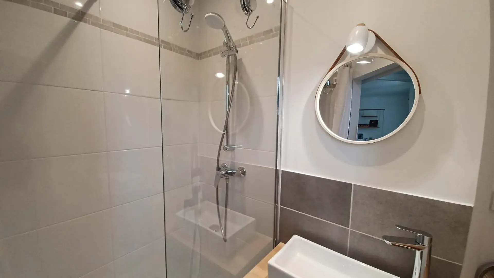 Cosy Apartment With All Amenities Paris